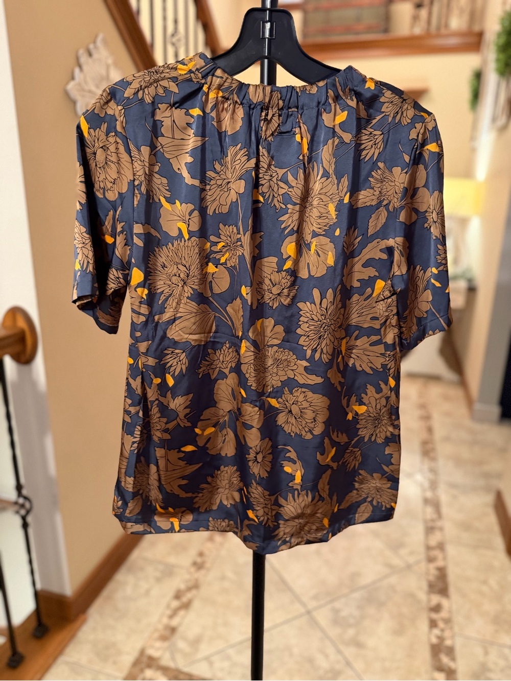 Melloday Women’s Small Navy Brown Floral Short Sleeve Blouse - Picture 4 of 6